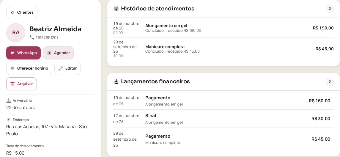 Ficha de cliente com contato, histórico de atendimentos e lançamentos